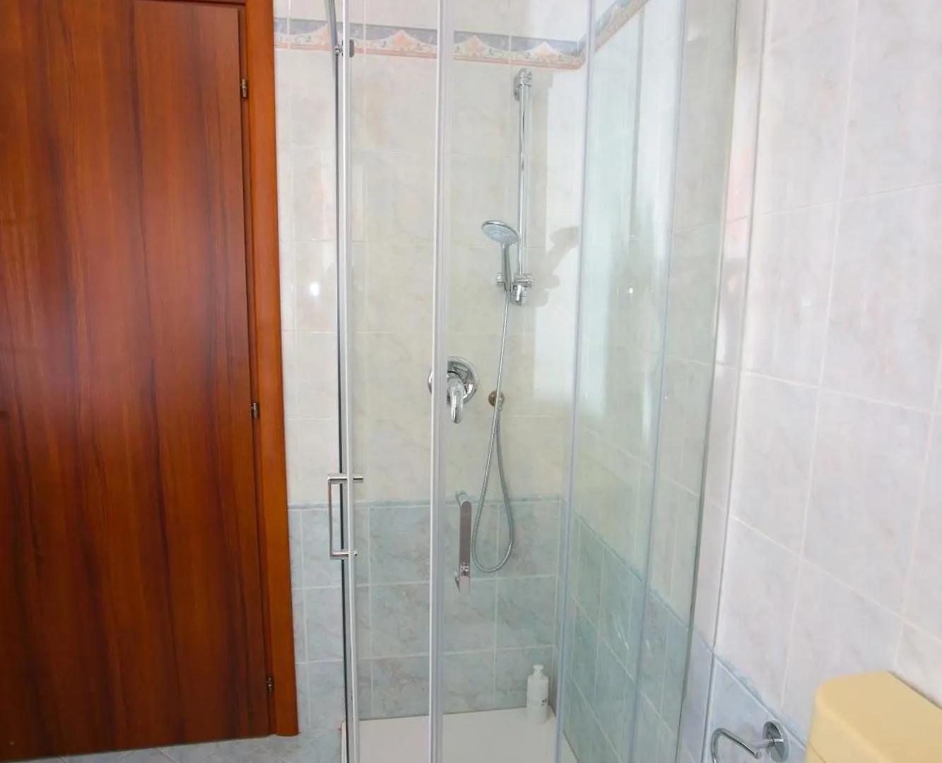 Guest House Onde Chiare Reggio Emilia 0*,